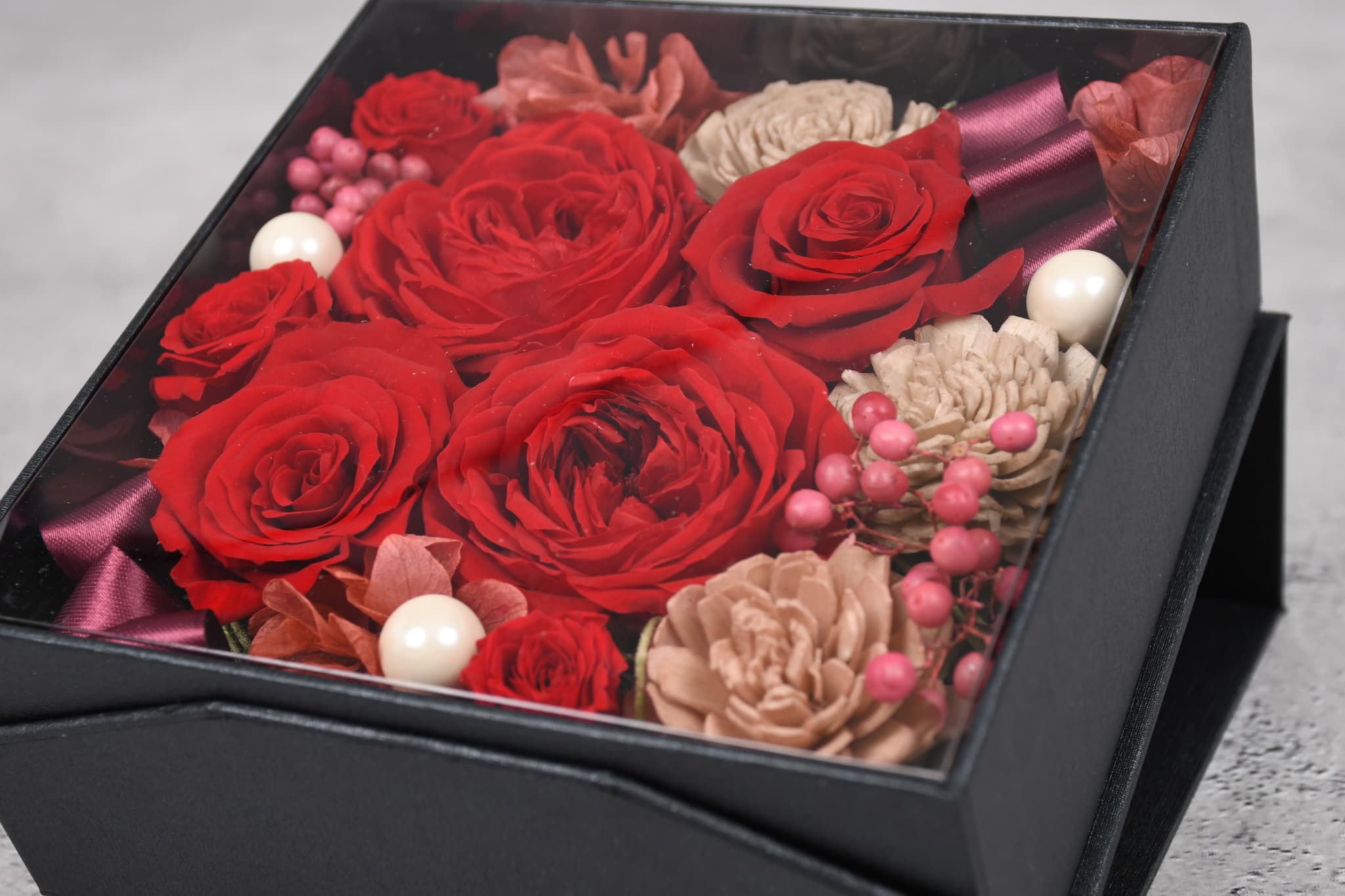 プリザーブドフラワーBOX　赤