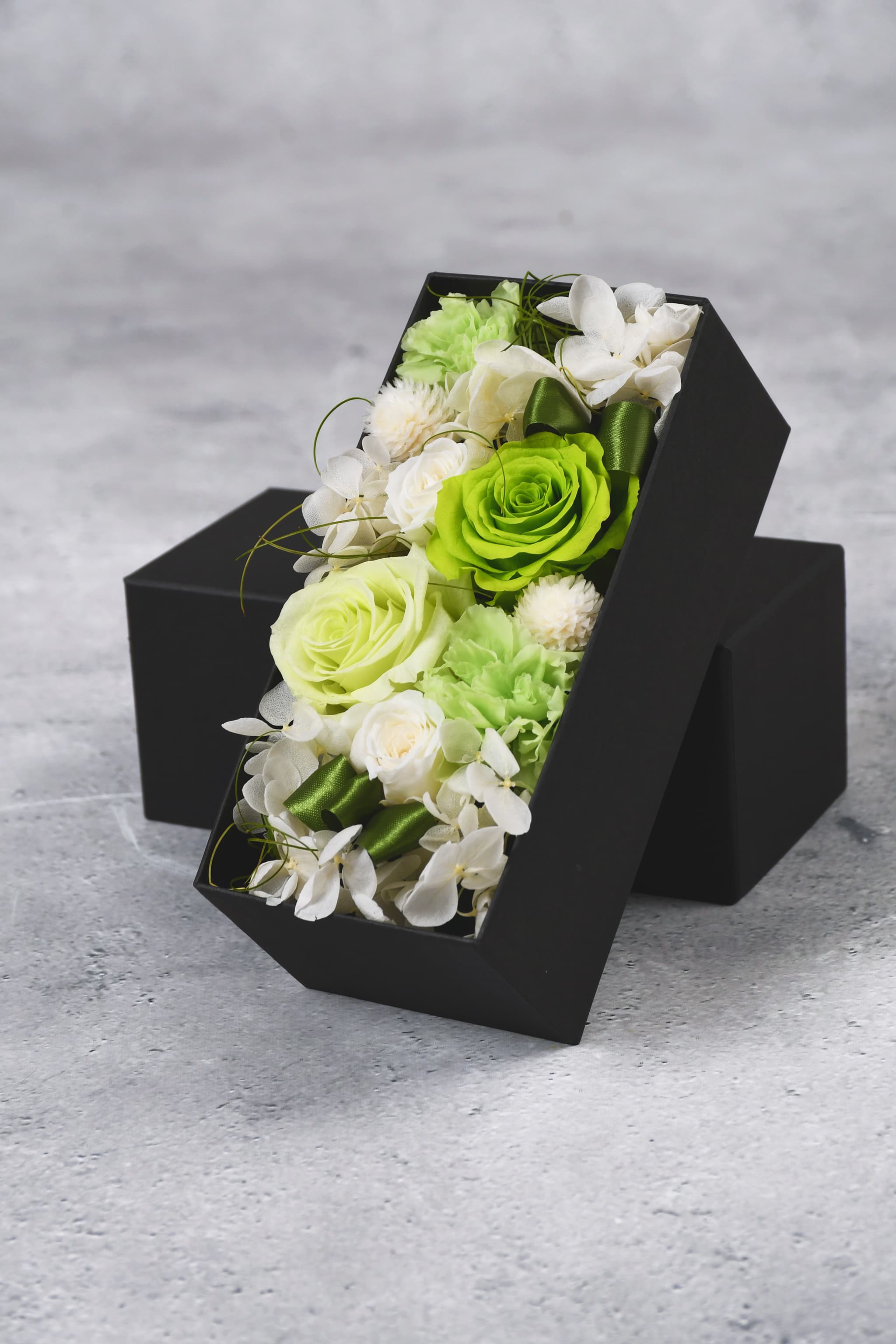 プリザーブド紫陽花大量2箱セット（ホワイト&グリーン） プリザーブドフラワーBOX】White(白)＆Green(緑)/Sロング